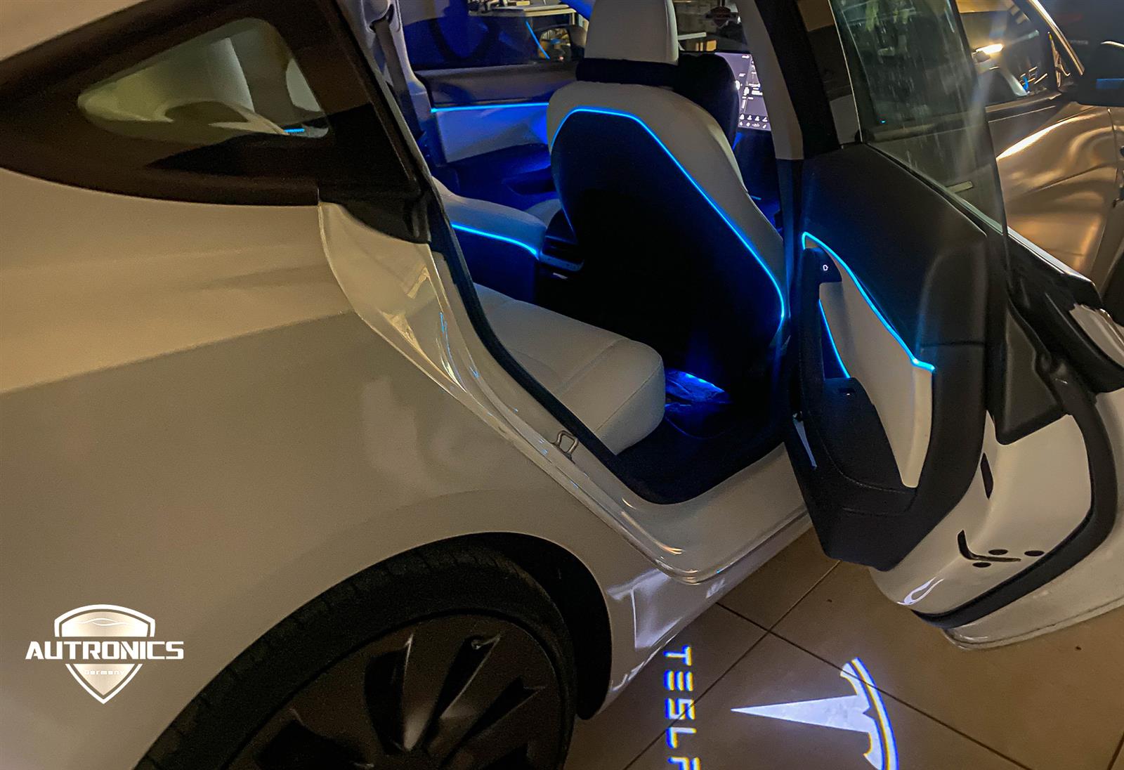 Ambientebeleuchtung Nachrüsten im Auto Innenraumbeleuchtung Beleuchtung geeignet für Tesla Model 3 & Y (2.) - 02