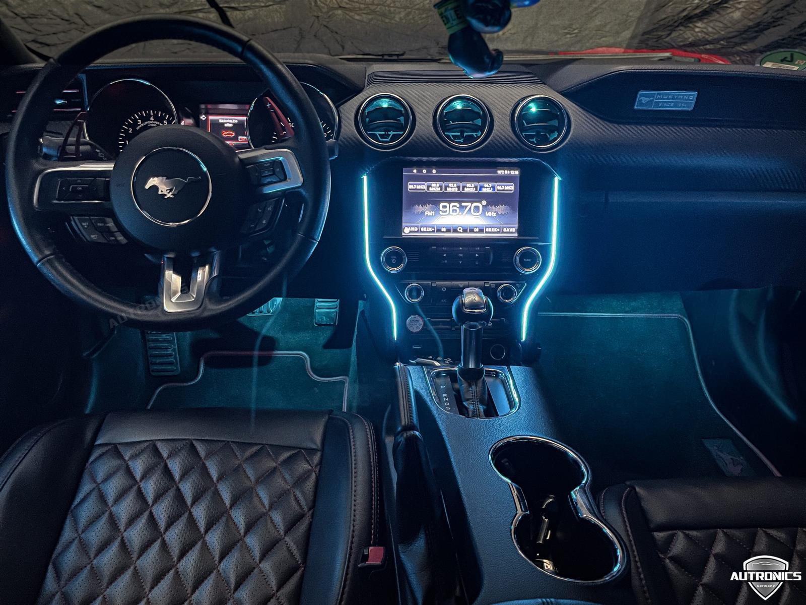 Ambientebeleuchtung Nachrüsten im Auto Innenraumbeleuchtung Beleuchtung geeignet für Ford Mustang Shelby GT (2014-2023) - 02